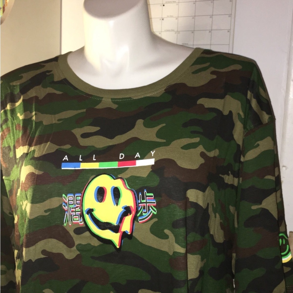 NWT Size 4X Big/Tall -Camouflage short-sleeve Men’